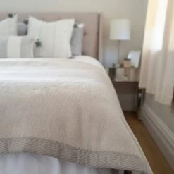 Peacock Alley Favorite Blanket | Luxury Reversible Cotton Blanket | Perfect For Year Around Use | 100% Long Staple Cotton (White, King/Cali King) 15 Peacock Alley Favorite Blanket | Luxury Reversible Cotton Blanket | Perfect For Year Around Use | 100% Long Staple Cotton (White, King/Cali King) -Electric Blankets Sales 2022 31KwYxSCkpL