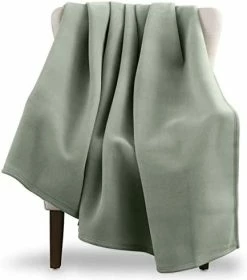 Vellux 1B07043 Original Insulating Core Hotel Style Solid Blanket Machine Washable Soft Cozy Warm Pet Friendly Bed Sofa Blankets, King, Green 16 Vellux 1B07043 Original Insulating Core Hotel Style Solid Blanket Machine Washable Soft Cozy Warm Pet Friendly Bed Sofa Blankets, King, Green -Electric Blankets Sales 2022 31QGkYKvooL. AC