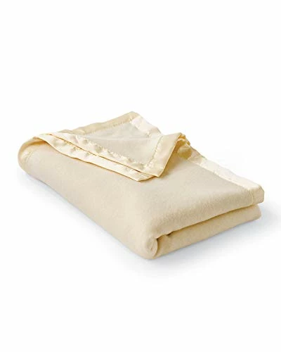 Pendleton Heirloom Classic Wool Blanket, Ivory, King Size 4 Pendleton Heirloom Classic Wool Blanket, Ivory, King Size - Image 2