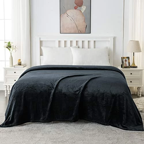 Mooreeke Fleece Bedding Blanket King Size Red 350 GSM Warm Soft Thick Large Red Fleece Throw Blankets For Bed,90x108 Inches Navy Blue 11 Mooreeke Fleece Bedding Blanket King Size Red 350 GSM Warm Soft Thick Large Red Fleece Throw Blankets For Bed,90x108 Inches Navy Blue - Image 9