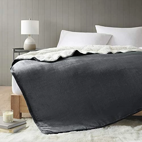 Comfort Spaces Reversible Weighted Blanket Adult-Glass Beads Filling All Season Soft Heavy Wraps-Box Quilted Cozy Warm Bed Cover, 50"x60" / 10lbs, Velvet To Sherpa Navy 8 Comfort Spaces Reversible Weighted Blanket Adult-Glass Beads Filling All Season Soft Heavy Wraps-Box Quilted Cozy Warm Bed Cover, 50"x60" / 10lbs, Velvet To Sherpa Navy - Image 6