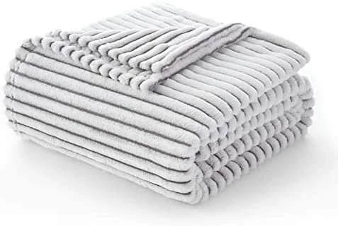 EMME Sherpa Fleece Throw Blanket Reversible Warm Cozy Microfiber Soft Plush Throw Blanket, Fuzzy Blanket Ultra Luxurious Plush Blanket For Bed Couch Sofa Outdoor Travel (Pink, 50"x60") 2 Layer Pink & White 8 EMME Sherpa Fleece Throw Blanket Reversible Warm Cozy Microfiber Soft Plush Throw Blanket, Fuzzy Blanket Ultra Luxurious Plush Blanket For Bed Couch Sofa Outdoor Travel (Pink, 50"x60") 2 Layer Pink & White - Image 6