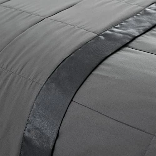 COMFLIVE Lightweight Down Blanket Queen Size, Microfiber Down Alternative Blanket, Quilted Blanket With Satin Trim, 3M Moisture Absorption And Removal Treatment 90"x90" (Charcoal, Full/Queen) 6 COMFLIVE Lightweight Down Blanket Queen Size, Microfiber Down Alternative Blanket, Quilted Blanket With Satin Trim, 3M Moisture Absorption And Removal Treatment 90"x90" (Charcoal, Full/Queen) - Image 4