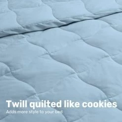 UNIKOME Lightweight Goose Feather Down Blanket With Satin Trim, Full/Queen Size Blanket For Bed 100% Cotton, Sky Blue (90"X90") 20 UNIKOME Lightweight Goose Feather Down Blanket With Satin Trim, Full/Queen Size Blanket For Bed 100% Cotton, Sky Blue (90"X90") -Electric Blankets Sales 2022 41O2r4AaYkL