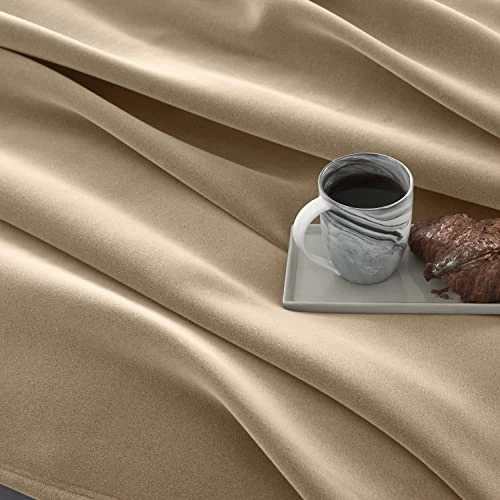 Martex Vellux 1B07031 Original Insulating Core Hotel Style Solid Blanket Machine Washable Soft Cozy Warm Pet Friendly Bed Sofa Blankets, Full Queen, Beige 6 Martex Vellux 1B07031 Original Insulating Core Hotel Style Solid Blanket Machine Washable Soft Cozy Warm Pet Friendly Bed Sofa Blankets, Full Queen, Beige - Image 4