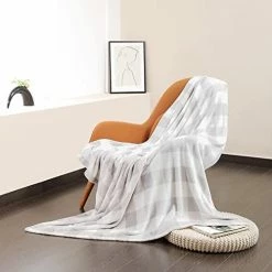 U UQUI Buffalo Plaid Blanket Twin Size Flannel Fleece Blanket Nap Fuzzy Blanket For Office Couch Check Lightweight Velvet Plush Travel Outdoor Warm, Red And White, 60"x80" A:yellow -Electric Blankets Sales 2022 41VlQQ1 eLL. AC 1