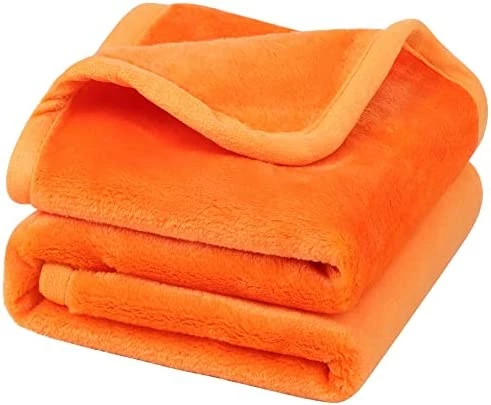 PiccoCasa Fleece Bed Blanket Full Size Olive Green 330GSM Soft Lightweight Microfiber Plush Flannel Blanket Thick All Season Throw Blankets For Couch Sofa Bed Traveling, 78 X 90 Inches 11 PiccoCasa Fleece Bed Blanket Full Size Olive Green 330GSM Soft Lightweight Microfiber Plush Flannel Blanket Thick All Season Throw Blankets For Couch Sofa Bed Traveling, 78 X 90 Inches - Image 9