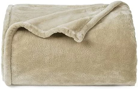 PHF Ultra Soft Fleece Blanket King Size, No Shed No Pilling Luxury Plush Cozy Flannel 300GSM Lightweight Blanket For Bed, Couch, Chair, Sofa Suitable For All Season, 108" X 90", Khaki 10 PHF Ultra Soft Fleece Blanket King Size, No Shed No Pilling Luxury Plush Cozy Flannel 300GSM Lightweight Blanket For Bed, Couch, Chair, Sofa Suitable For All Season, 108" X 90", Khaki - Image 8