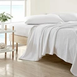 Nautica - King Blanket, Organic Cotton Bedding, Medium Weight Home Decor For All Seasons (Ripple Cove White, King)
