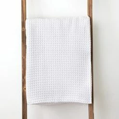 Aston & Arden Luxury Waffle Weave Ringspun Cotton Blanket (King 108x90), 5-Star Hotel Quality, Heavyweight 450 GSM, Soft On Skin, Breathable, All Season Blanket -Electric Blankets Sales 2022 41gpR4P2DPL