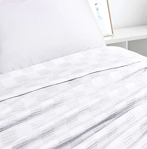 Utopia Bedding 100% Cotton Blanket (Queen Size - 90x90 Inches) 350GSM Lightweight Thermal Blanket, Soft Breathable Blanket For All Seasons (White) 7 Utopia Bedding 100% Cotton Blanket (Queen Size - 90x90 Inches) 350GSM Lightweight Thermal Blanket, Soft Breathable Blanket For All Seasons (White) - Image 5
