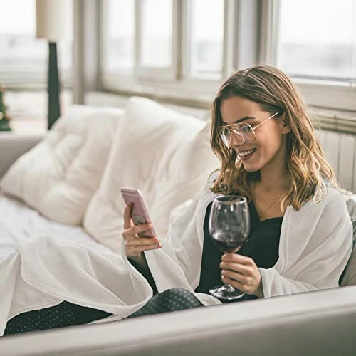 Vellux 1B07030 Original Insulating Core Hotel Style Solid Blanket Machine Washable Soft Cozy Warm Pet Friendly Bed Sofa Blankets, Full Queen, Ivory 5 Vellux 1B07030 Original Insulating Core Hotel Style Solid Blanket Machine Washable Soft Cozy Warm Pet Friendly Bed Sofa Blankets, Full Queen, Ivory - Image 3