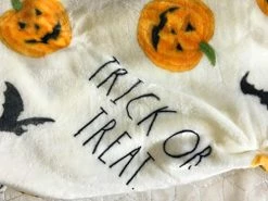 Rae Dunn Halloween Blanket/Trick OR Treat And Pumpkin Printed Blanket/50”x70” 100% Polyester 7 Rae Dunn Halloween Blanket/Trick OR Treat And Pumpkin Printed Blanket/50”x70” 100% Polyester -Electric Blankets Sales 2022 41pOcJVpRCL