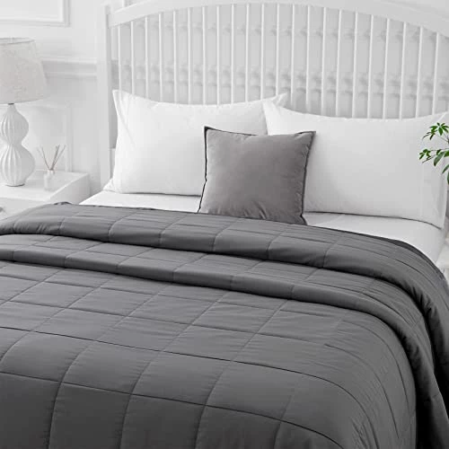 COMFLIVE Lightweight Down Blanket Queen Size, Microfiber Down Alternative Blanket, Quilted Blanket With Satin Trim, 3M Moisture Absorption And Removal Treatment 90"x90" (Charcoal, Full/Queen) 5 COMFLIVE Lightweight Down Blanket Queen Size, Microfiber Down Alternative Blanket, Quilted Blanket With Satin Trim, 3M Moisture Absorption And Removal Treatment 90"x90" (Charcoal, Full/Queen) - Image 3