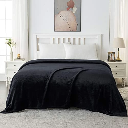 Mooreeke Fleece Bedding Blanket King Size Red 350 GSM Warm Soft Thick Large Red Fleece Throw Blankets For Bed,90x108 Inches Navy Blue 12 Mooreeke Fleece Bedding Blanket King Size Red 350 GSM Warm Soft Thick Large Red Fleece Throw Blankets For Bed,90x108 Inches Navy Blue - Image 10