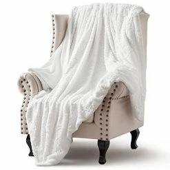 KAWAHOME Faux Fur Blanket King Size Winter Super Soft Cozy Warm Fluffy Plush Blanket Quatrefoil Pattern For Couch Sofa Bed, 108" X 90" (White)
