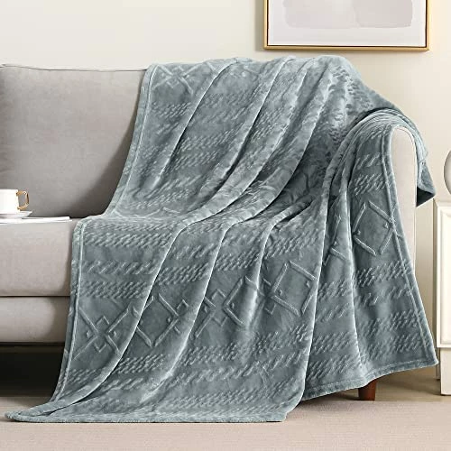 Exclusivo Mezcla Soft Queen Size Fleece Blanket, 90x90 Inches Warm Fuzzy Luxury Bed Blankets, Decorative Geometry Pattern Plush Blanket For Bed, Black 11 Exclusivo Mezcla Soft Queen Size Fleece Blanket, 90x90 Inches Warm Fuzzy Luxury Bed Blankets, Decorative Geometry Pattern Plush Blanket For Bed, Black - Image 9