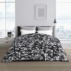Ielevations 10'×10' Big Blankets 120''x120'' Extra Large Blanket Soft Light Smooth Grey Flannel Oversized King Blanket For Family And Friends 120×120 Inch Blanket… Udbk2006-camo -Electric Blankets Sales 2022 51AKquIOwvL. AC