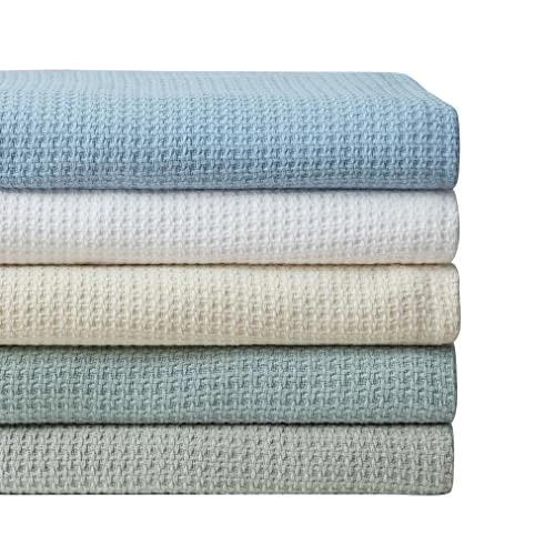 Tommy Bahama - King Blanket, Soft Cotton Bedding, Lightweight Home Decor For All Seasons (Bahama Coast Blue, King) 6 Tommy Bahama - King Blanket, Soft Cotton Bedding, Lightweight Home Decor For All Seasons (Bahama Coast Blue, King) - Image 4