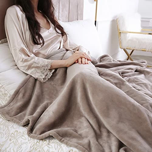 CURECURE Heated Electric Blanket Full Size 72" X 84" Oversized Flannel Heated Blanket With 4 Heating Levels & 10 Hours Auto Off, Comfort Warm Blanket For Bed Sofa Home Office Use, Machine Washable Grey 5 CURECURE Heated Electric Blanket Full Size 72" X 84" Oversized Flannel Heated Blanket With 4 Heating Levels & 10 Hours Auto Off, Comfort Warm Blanket For Bed Sofa Home Office Use, Machine Washable Grey - Image 3