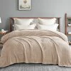 Exclusivo Mezcla King Size Jacquard Weave Wave Pattern Flannel Fleece Velvet Plush Bed Blanket As Bedspread/Coverlet/Bed Cover (90" X 104",Camel) - Soft, Lightweight, Warm And Cozy -Electric Blankets Sales 2022 51MLXy3B5zL