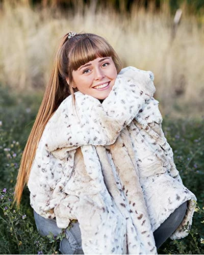 Minky Couture Premium Solid Color Blanket - Soft, Warm, Cozy, Comfortable, (Monster, Sandra) 5 Minky Couture Premium Solid Color Blanket - Soft, Warm, Cozy, Comfortable, (Monster, Sandra) - Image 3