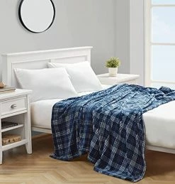 Nautica - USHSEE1106038 | Solid Collection | Silky Microfiber Ultra Soft And Cozy Plush Light-Weight Fleece Blanket, Easy Care Machine Washable, Full/Queen, Navy Gillbrooke -Electric Blankets Sales 2022 51OXpnAiXzL. AC 2