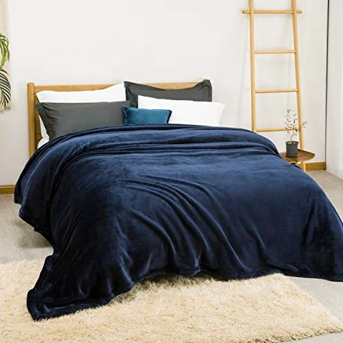Bedsure Fleece Blanket Queen Size 350GSM - Soft Blankets For Bed All Season,90x90 Inches Navy Blue 4 Bedsure Fleece Blanket Queen Size 350GSM - Soft Blankets For Bed All Season,90x90 Inches Navy Blue - Image 2