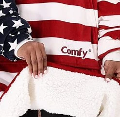 THE COMFY Original Quarter Zip | Oversized Microfiber & Sherpa Wearable Blanket, For Any Occasiont, Seen On Shark Tank, One Size Fits All - Stars And Stripes -Electric Blankets Sales 2022 51Xyk91MGUL