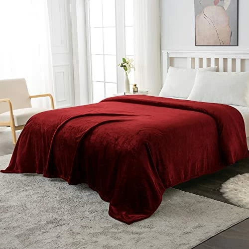 Mooreeke Fleece Bedding Blanket King Size Red 350 GSM Warm Soft Thick Large Red Fleece Throw Blankets For Bed,90x108 Inches Navy Blue 15 Mooreeke Fleece Bedding Blanket King Size Red 350 GSM Warm Soft Thick Large Red Fleece Throw Blankets For Bed,90x108 Inches Navy Blue - Image 13