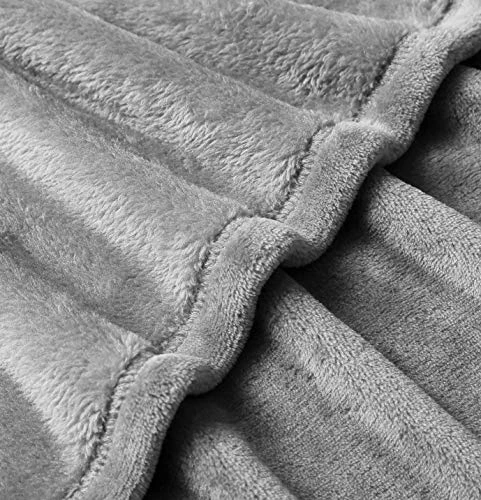 EXQ Home Fleece Blanket King Size Grey Throw Blanket For Bed Or Couch - Microfiber Fuzzy Flannel Blanket For Adults Or Kids 7 EXQ Home Fleece Blanket King Size Grey Throw Blanket For Bed Or Couch - Microfiber Fuzzy Flannel Blanket For Adults Or Kids - Image 5