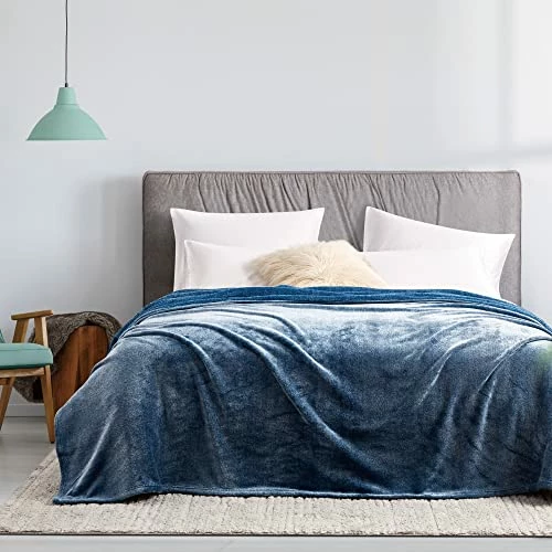 TILLYOU Cationic Fleece Blanket Soft Lightweight Upholstery Comfort Double Plush Blanket For Bed, Sofa, Couch, Travel, Camping,Suitable For All Seasons 90x90 Inches Khaki 4 TILLYOU Cationic Fleece Blanket Soft Lightweight Upholstery Comfort Double Plush Blanket For Bed, Sofa, Couch, Travel, Camping,Suitable For All Seasons 90x90 Inches Khaki - Image 2