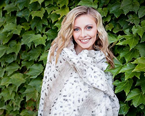 Minky Couture Premium Solid Color Blanket - Soft, Warm, Cozy, Comfortable, (Monster, Sandra) 4 Minky Couture Premium Solid Color Blanket - Soft, Warm, Cozy, Comfortable, (Monster, Sandra) - Image 2