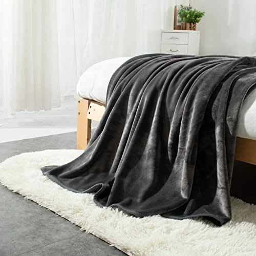 MORANJIAFANG Solid Color Flannel Blanket Thicken Reversible Fleece Thermal Blanket (Dark Grey, Queen 90"×90") 4 MORANJIAFANG Solid Color Flannel Blanket Thicken Reversible Fleece Thermal Blanket (Dark Grey, Queen 90"×90") - Image 2