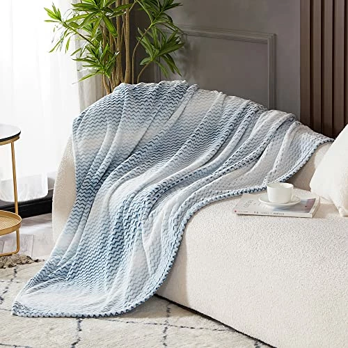 BEDELITE Fleece King Size Blanket - Ultra Modern Teal And White King Size Blanket - Super Cozy Luxurious Microfiber Blanket For Sofa And Bed, Reversible Soft Blanket For All Season Grey 5 BEDELITE Fleece King Size Blanket - Ultra Modern Teal And White King Size Blanket - Super Cozy Luxurious Microfiber Blanket For Sofa And Bed, Reversible Soft Blanket For All Season Grey - Image 3