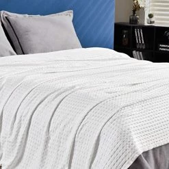 ARTBECK Waffle Blanket, 100% Bamboo Cooling Waffle Weave Blankets, Lightweight Summer Bed Blanket Absorbs Body Heat To Keep Cool On Night (White, 79"x90") 13 ARTBECK Waffle Blanket, 100% Bamboo Cooling Waffle Weave Blankets, Lightweight Summer Bed Blanket Absorbs Body Heat To Keep Cool On Night (White, 79"x90") -Electric Blankets Sales 2022 51sw1LQTLdL