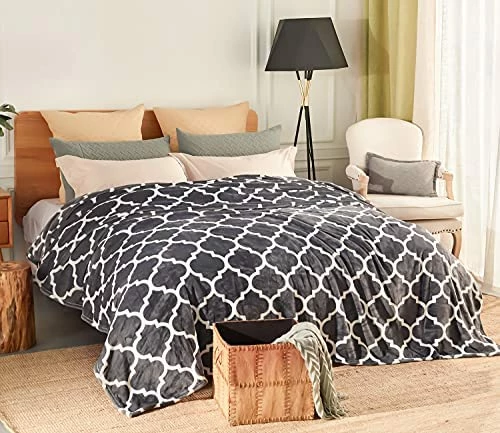 Plush Blanket King Size (90" X 102"), JML 300GSM Super Soft Warm Printed Flannel Fleece Blanket For Couch And Sofa, Purple Floral Star Red 11 Plush Blanket King Size (90" X 102"), JML 300GSM Super Soft Warm Printed Flannel Fleece Blanket For Couch And Sofa, Purple Floral Star Red - Image 9