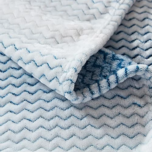 BEDELITE Fleece King Size Blanket - Ultra Modern Teal And White King Size Blanket - Super Cozy Luxurious Microfiber Blanket For Sofa And Bed, Reversible Soft Blanket For All Season Grey 6 BEDELITE Fleece King Size Blanket - Ultra Modern Teal And White King Size Blanket - Super Cozy Luxurious Microfiber Blanket For Sofa And Bed, Reversible Soft Blanket For All Season Grey - Image 4