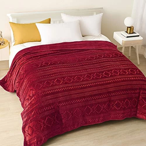 Exclusivo Mezcla Soft Queen Size Fleece Blanket, 90x90 Inches Warm Fuzzy Luxury Bed Blankets, Decorative Geometry Pattern Plush Blanket For Bed, Black 16 Exclusivo Mezcla Soft Queen Size Fleece Blanket, 90x90 Inches Warm Fuzzy Luxury Bed Blankets, Decorative Geometry Pattern Plush Blanket For Bed, Black - Image 14