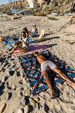 Nomadix Festival Blanket - Perfect For Picnics, Camping, & Lawn Seating - Plush Top & Water Resistant Base - Made With Post Consumer Recycled Materials - Stripes Retro - 60x70 17 Nomadix Festival Blanket - Perfect For Picnics, Camping, & Lawn Seating - Plush Top & Water Resistant Base - Made With Post Consumer Recycled Materials - Stripes Retro - 60x70 -Electric Blankets Sales 2022 6162TuxvUwL