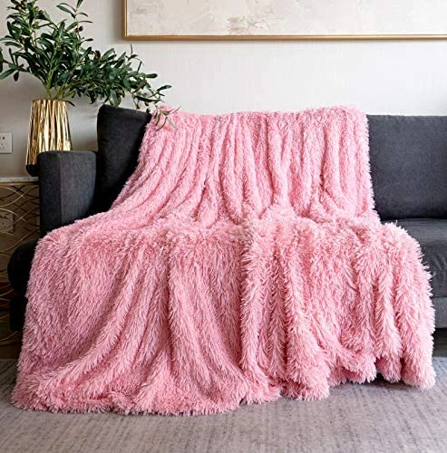 XYYZYZ Extra Soft Faux Fur Queen Blanket,Lightweight Plush Fluffy Fuzzy Blanket For Bed,Black 11 XYYZYZ Extra Soft Faux Fur Queen Blanket,Lightweight Plush Fluffy Fuzzy Blanket For Bed,Black - Image 9